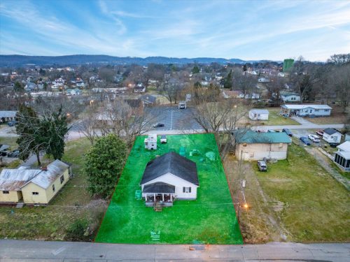 01-703-Beardshire-St-Sweetwater-TN-1