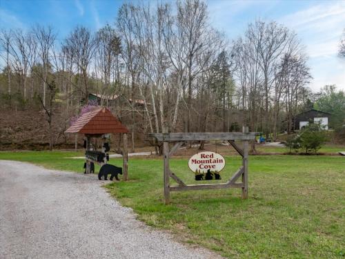 01-Reagan-Valley-Rd-Tennessee-1