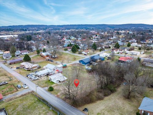 09-Beardshire-St-Sweetwater-TN-9