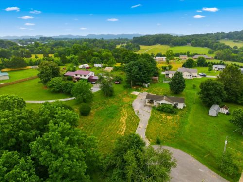 11-134-Benjamin-Ln-Madisonville-TN-11