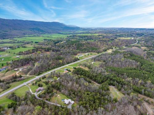 12-595-State-Hwy-310-Etowah-TN-12