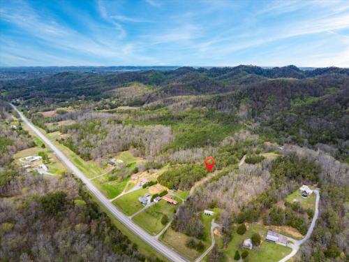 15-595-State-Hwy-310-Etowah-TN-15