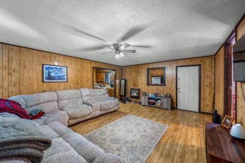 Jonathan-Kilpatrick-689-County-Road-407-10